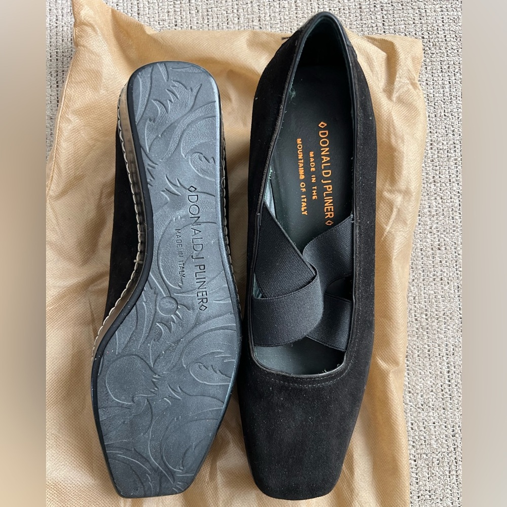 Brand new Donald Pliner platform Mary Janes size 8